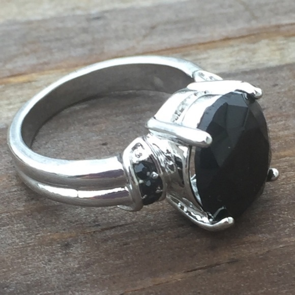 Black Sapphire white gold fashion ring - Picture 4 of 8